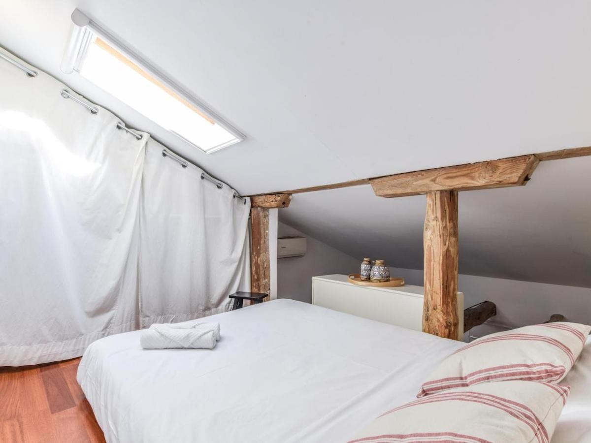 Apartamento En La Plaza De Lavapies Para 4 Personas Мадрид Екстериор снимка